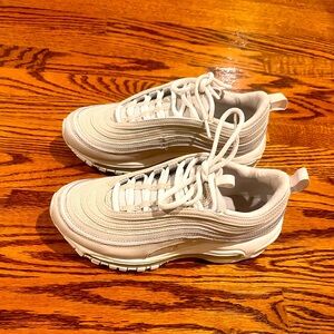 Off-white brand new Nike Air Max sneakers